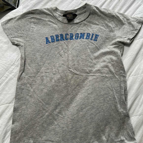 Abercrombie t shirt - Picture 1 of 1